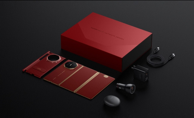 HUAWEI Mate XT Ultimate Design nouvelle version 5G HarmonyOS 4.2 Kirin 9010 10.2 LTE CDMA